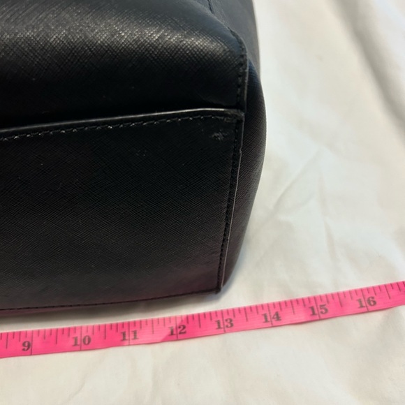 Michael Kors Black Gold Tote Handbag Women’s Purse Leather Walsh Mk Zipper - Picture 7 of 15